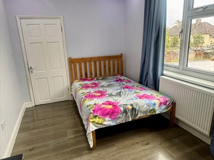 Room in a Shared House, Lindisfarne Road, RM8
