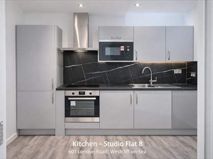 Studio Flat, London Road, SS0