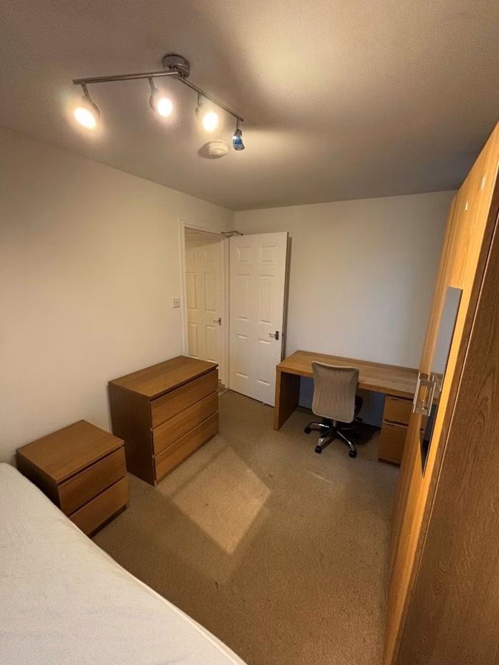 Additional image 5 of 4 Bed Flat, Duff St, EH11, N1 7GU