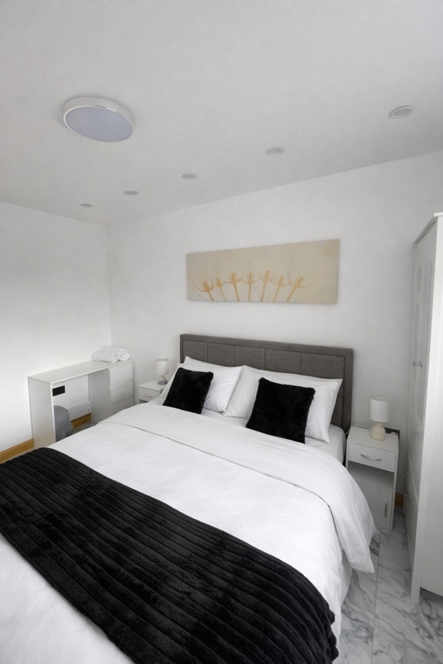 1 Bed Flat, Hawkhurst Road, M13 photo 5