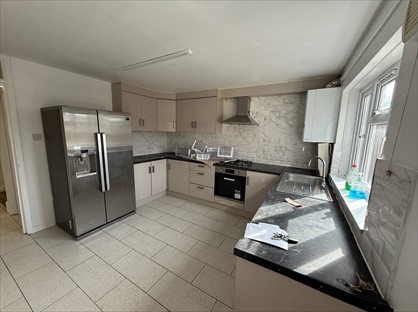 4 Bed Detached House, Matthews Road, UB6