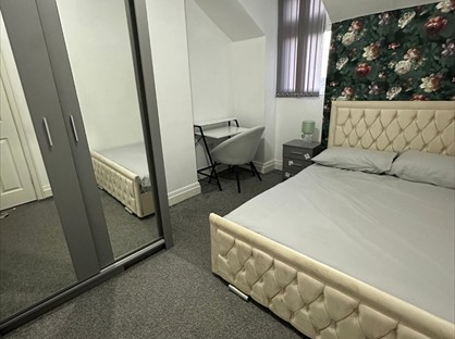 Room in a Shared House, Cheetham Hill Road, M8