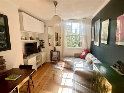 1 Bed Flat, Gibson Gardens, N16