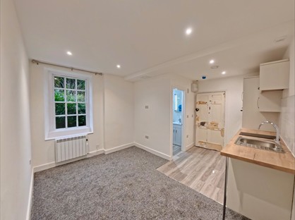 1 Bed Flat, Avon House, BA15