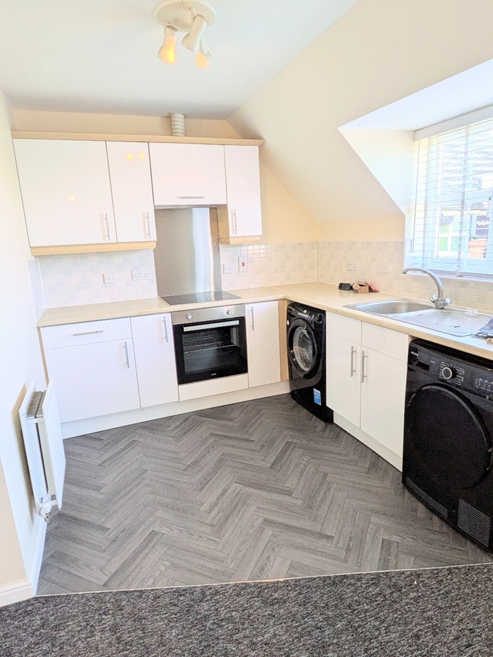 2 Bed Flat, Pavior Road, NG5