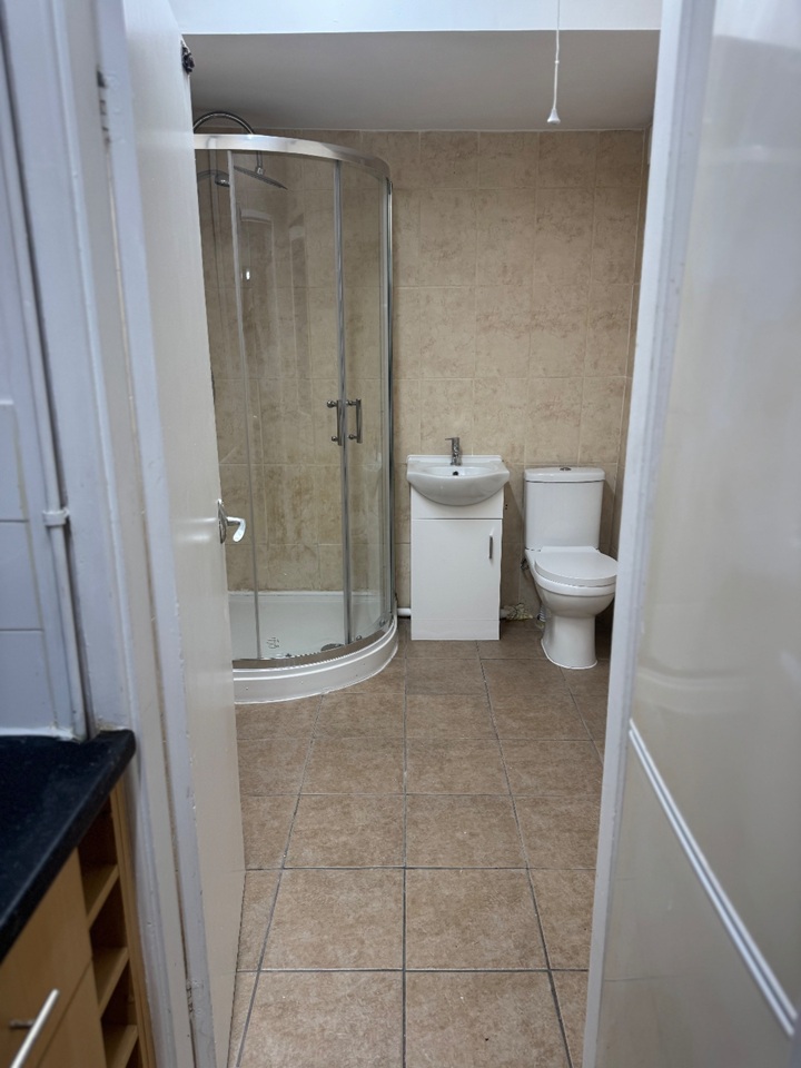 Additional image 4 of Studio Flat, Sparkbrook St, CV1, N1 7GU