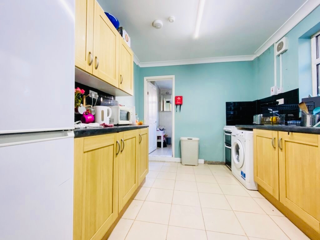 Additional image 6 of 4 Bed Terraced House, Dogfield Street, CF24, N1 7GU