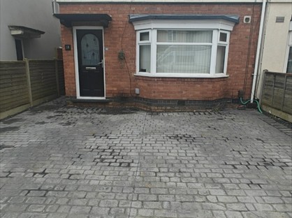 3 Bed Semi-Detached House, Topps Drive, CV12