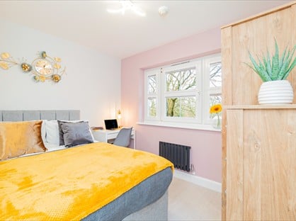 Room in a Shared House, Campbell Fields, GU11