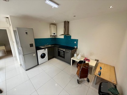 2 Bed Flat, Wealdstone, HA3