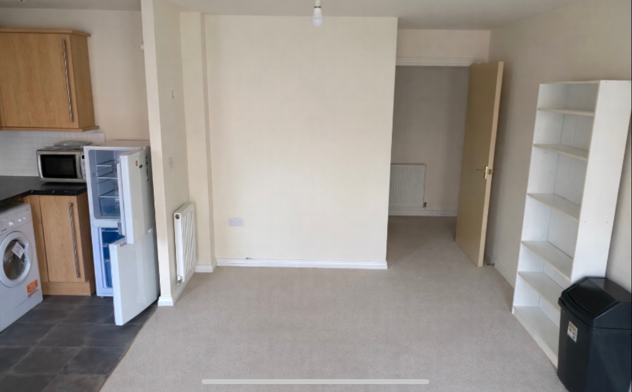 Additional image 5 of 1 Bed Flat, Thackhall St, CV2, N1 7GU