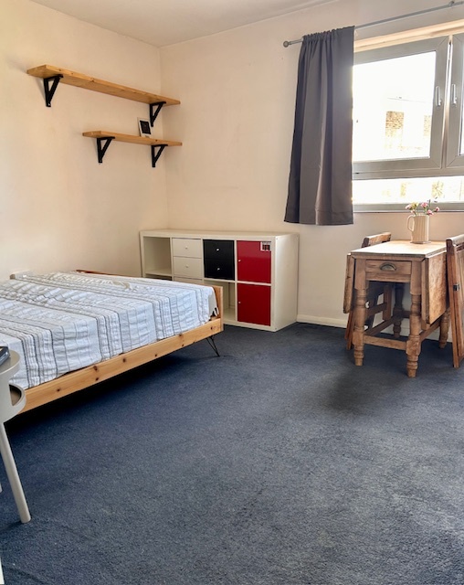 Room in a Shared House, Belmore Lane, N7