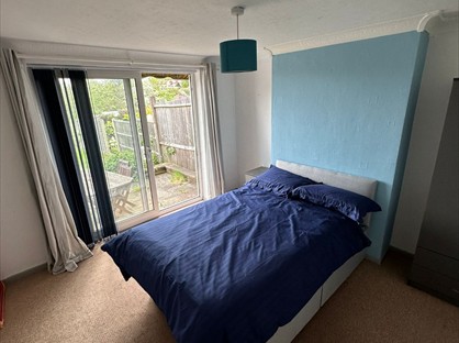 Room in a Shared House, Lechlade Road, B43