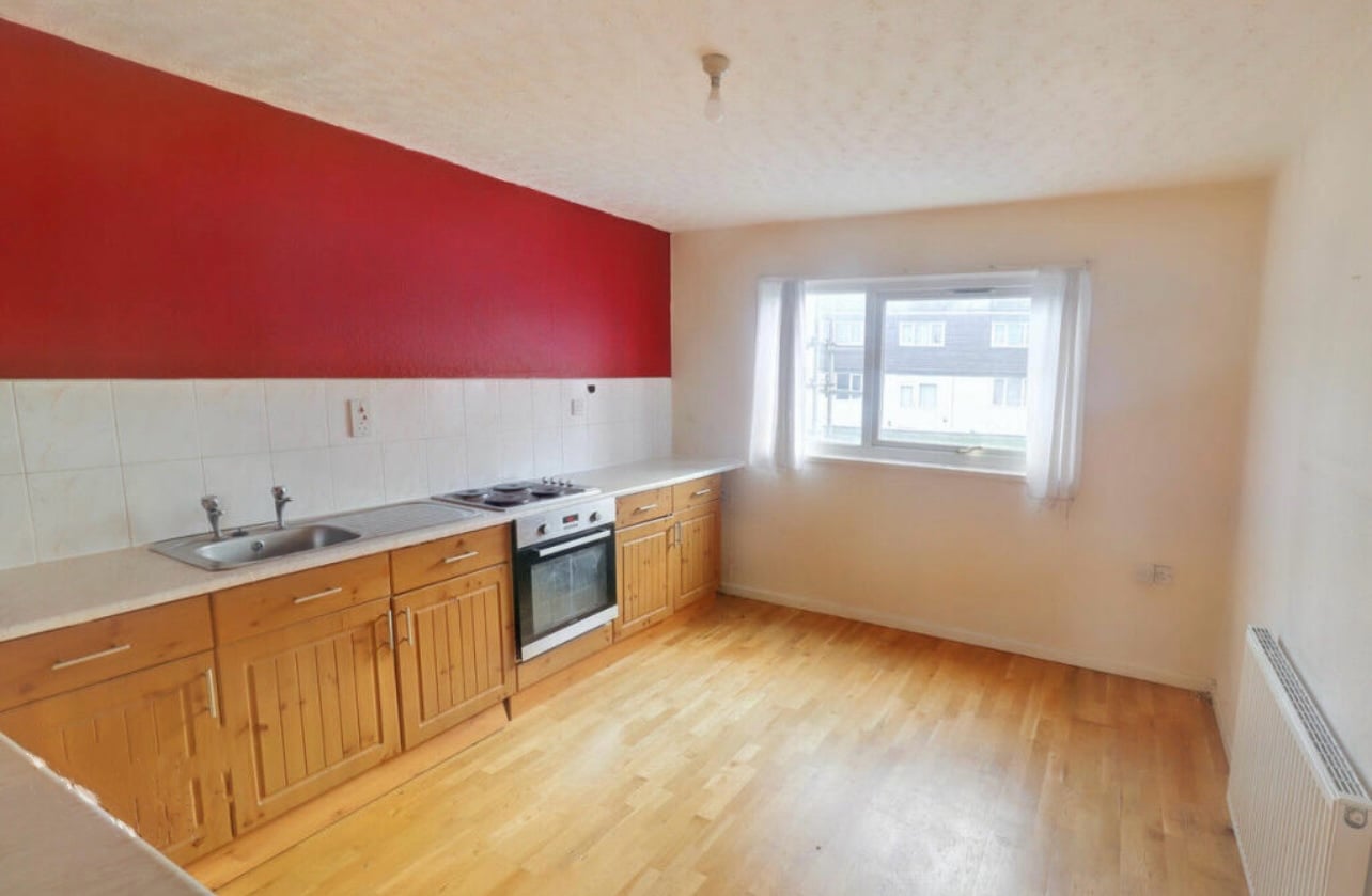 3 Bed Terraced House, Hopedale Close, NG7, N1 7GU