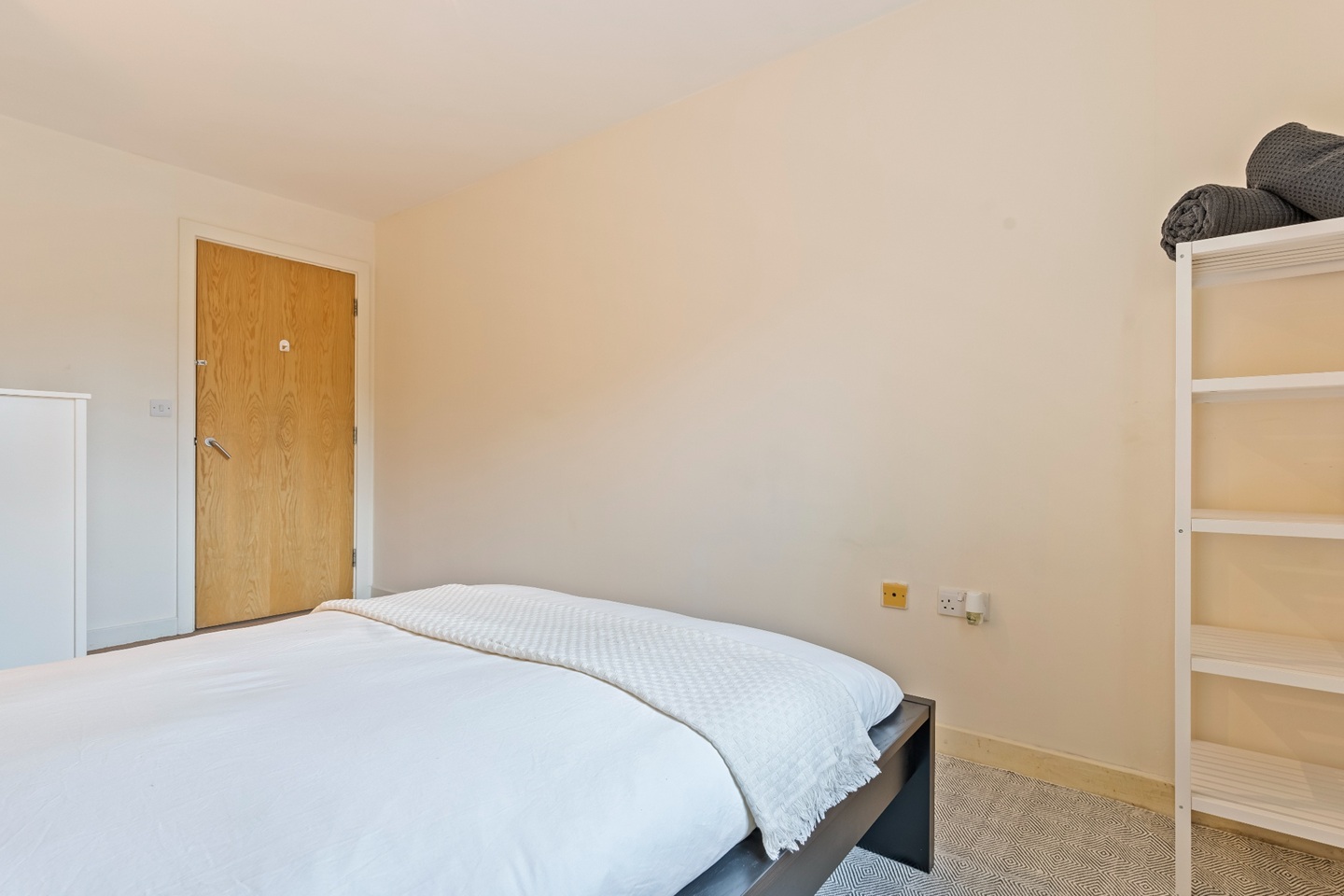 Additional image 10 of 2 Bed Flat, Beauchamp House, CV1, N1 7GU