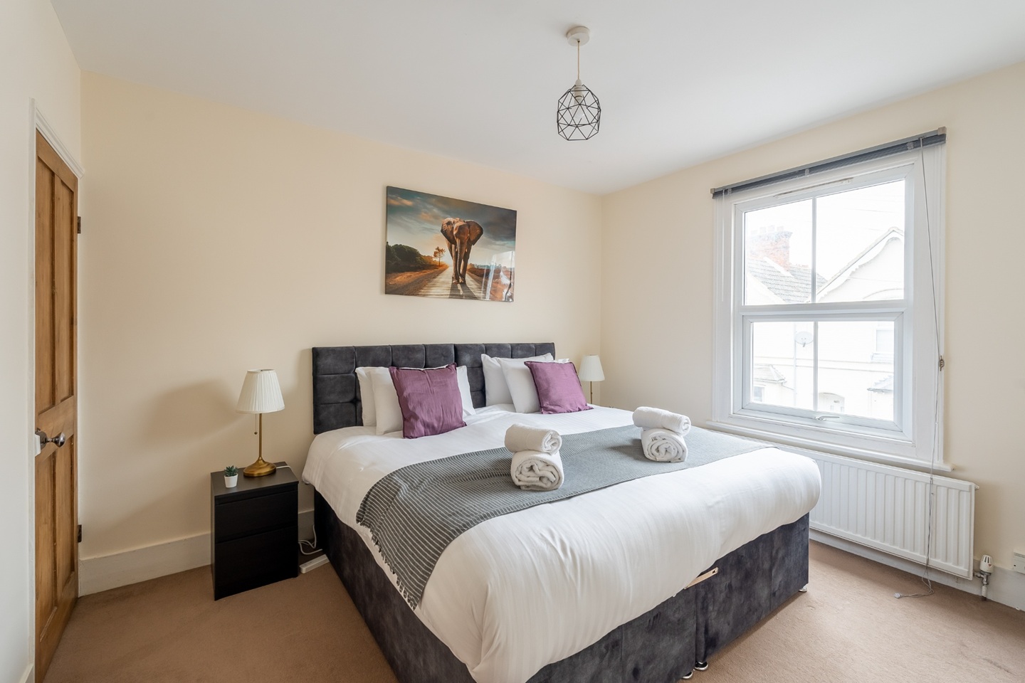 3 Bed Semi-Detached House, Edgehill Street, RG1, N1 7GU