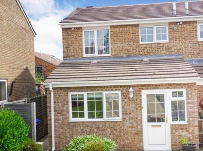3 Bed Semi-Detached House, Grassmoor Close, S12