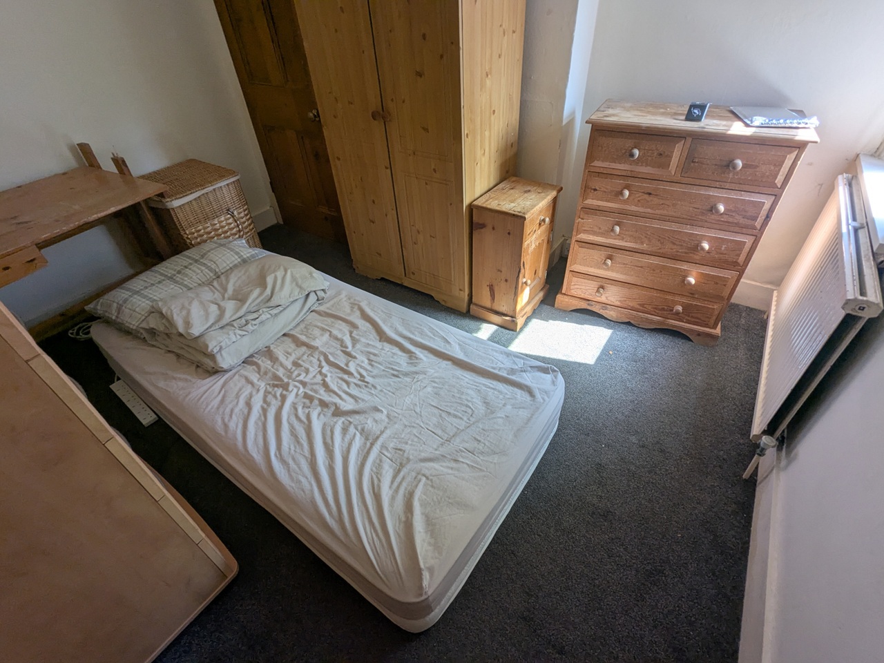 Additional image 8 of 4 Bed Semi-Detached House, Palmer Park Avenue, RG6, N1 7GU