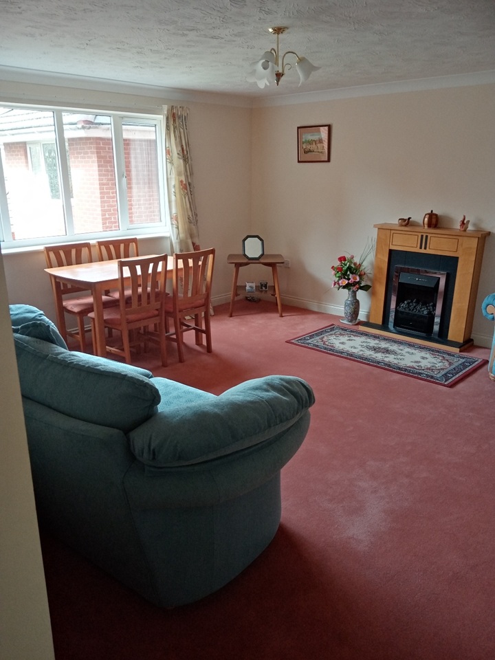 Additional image 3 of 2 Bed Flat, Queens Road, RG1, N1 7GU