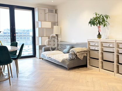 2 Bed Flat, Eastlight Apartments, E1