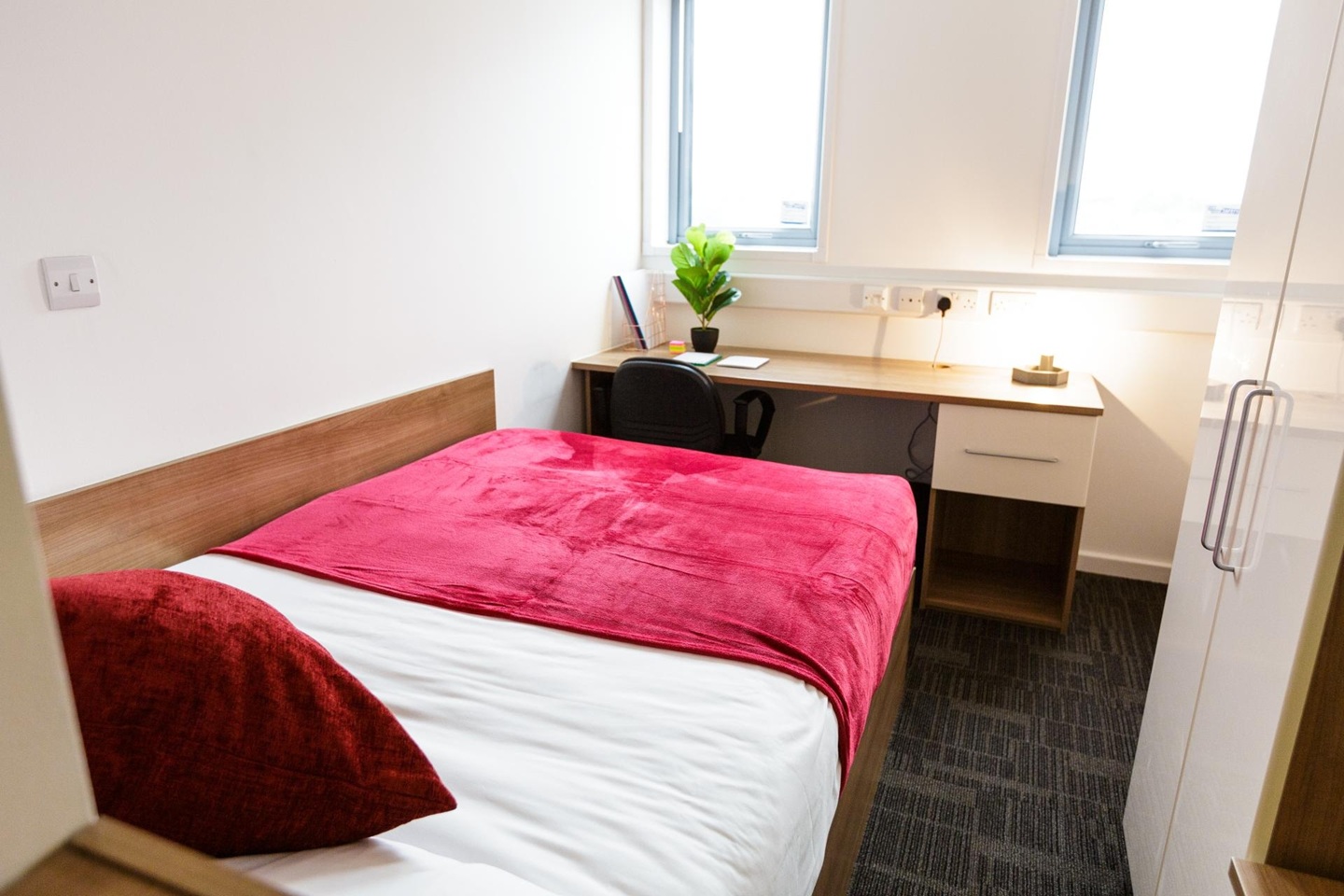 Additional image 4 of Studio Flat, Holloway Road, N7, N1 7GU