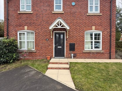 3 Bed Semi-Detached House, Admiral Way, SK14