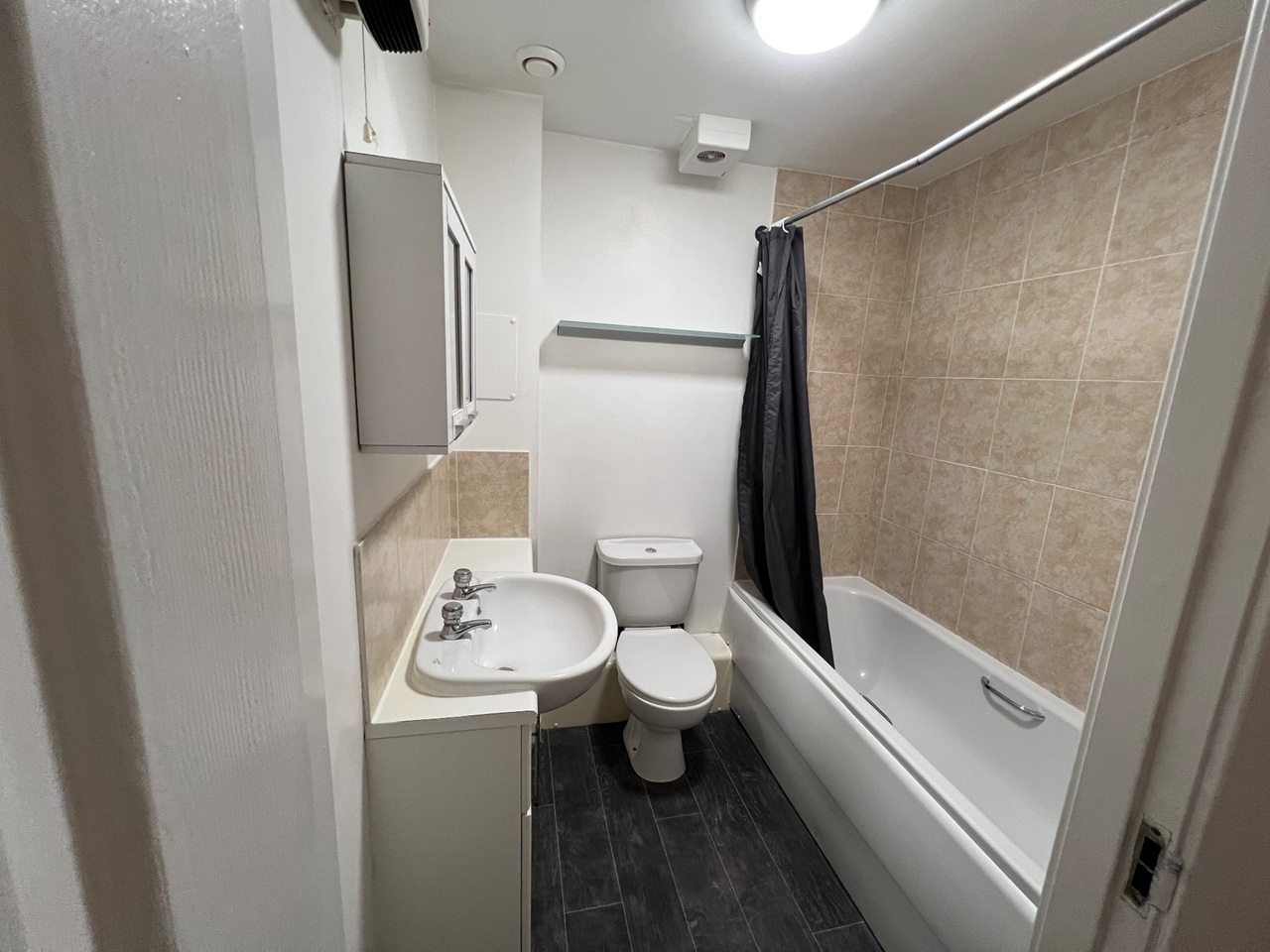 Additional image 7 of 2 Bed Flat, Glenmore Place, G42, N1 7GU