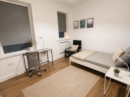 Room in a Shared House, Sharples Hall St, OL4
