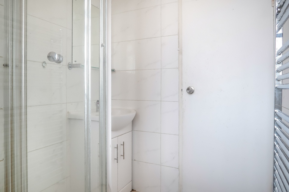 Additional image 3 of Room in a Shared Flat, Lancaster Court, SW6, N1 7GU