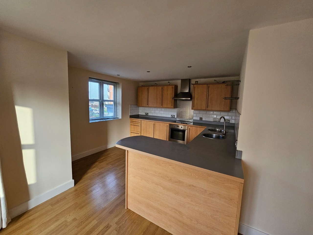 Additional image 3 of 2 Bed Flat, Fleming House, NG3, N1 7GU