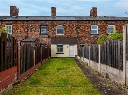 2 Bed Terraced House, Higham Common Road, S75