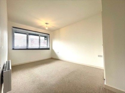 2 Bed Flat, Summer Hill Court, BS5