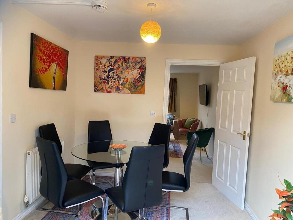 Additional image 6 of 4 Bed Terraced House, Topper St, CB4, N1 7GU