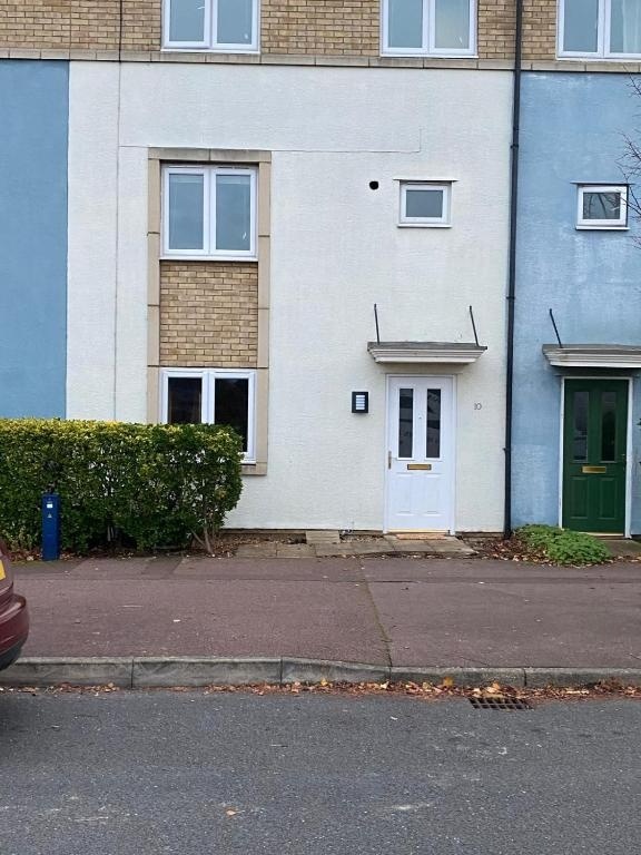 Additional image 7 of 4 Bed Terraced House, Topper St, CB4, N1 7GU