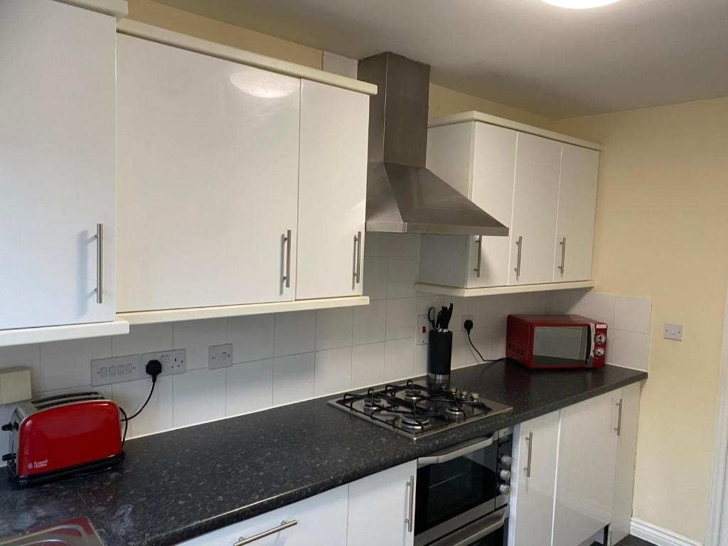 Additional image 8 of 4 Bed Terraced House, Topper St, CB4, N1 7GU