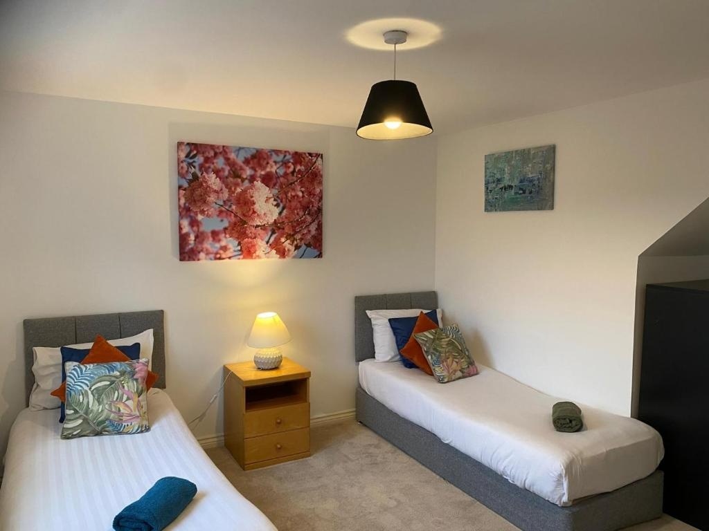 Additional image 20 of 4 Bed Terraced House, Topper St, CB4, N1 7GU