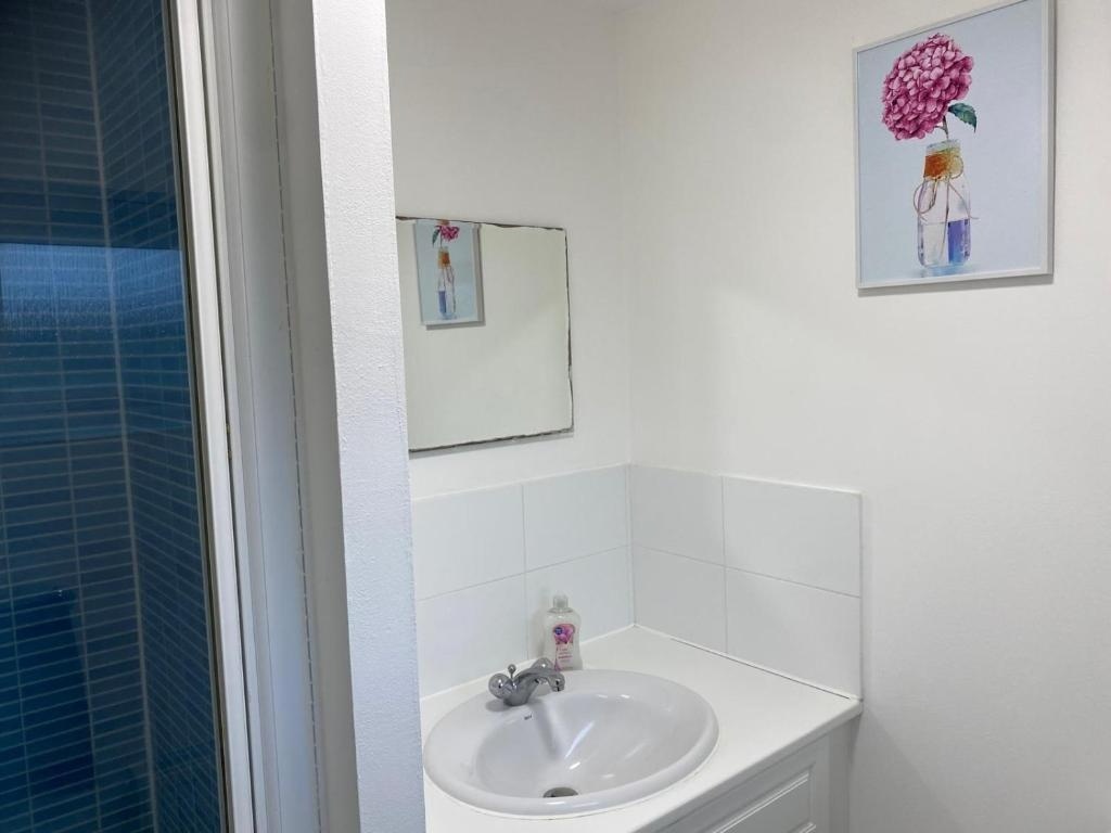 Additional image 23 of 4 Bed Terraced House, Topper St, CB4, N1 7GU