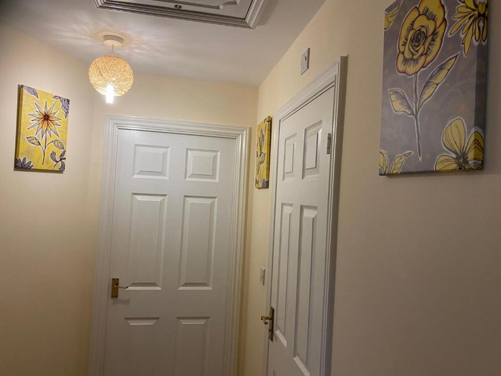 Additional image 36 of 4 Bed Terraced House, Topper St, CB4, N1 7GU