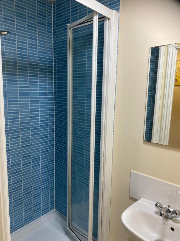 Additional image 30 of 4 Bed Terraced House, Topper St, CB4, N1 7GU