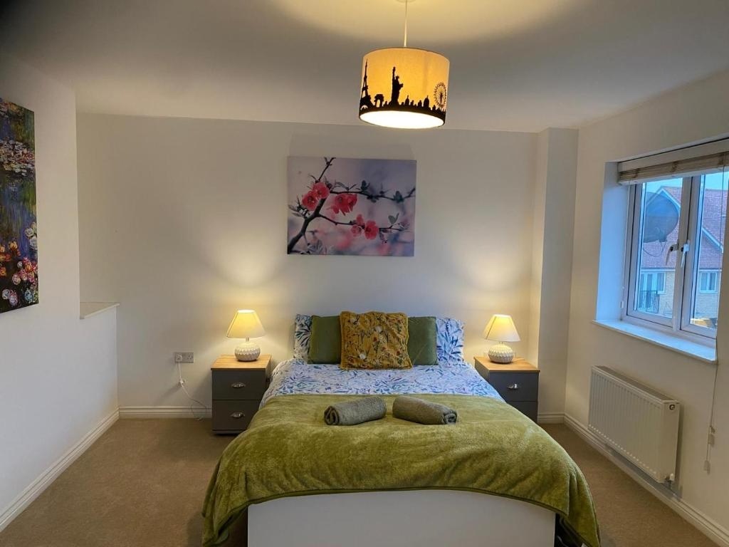 Additional image 31 of 4 Bed Terraced House, Topper St, CB4, N1 7GU