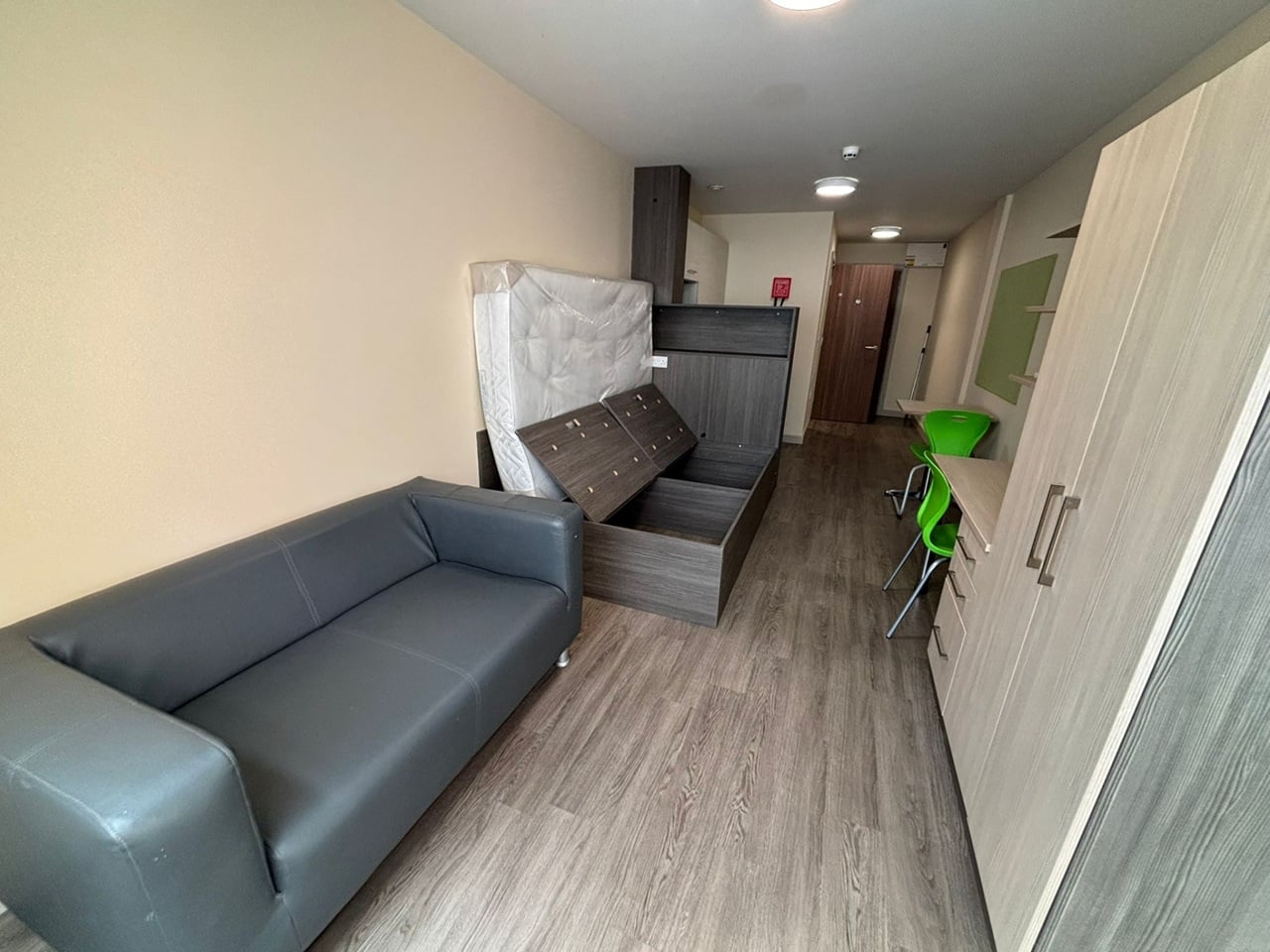 Additional image 5 of Studio Flat, Halley House, NG1, N1 7GU