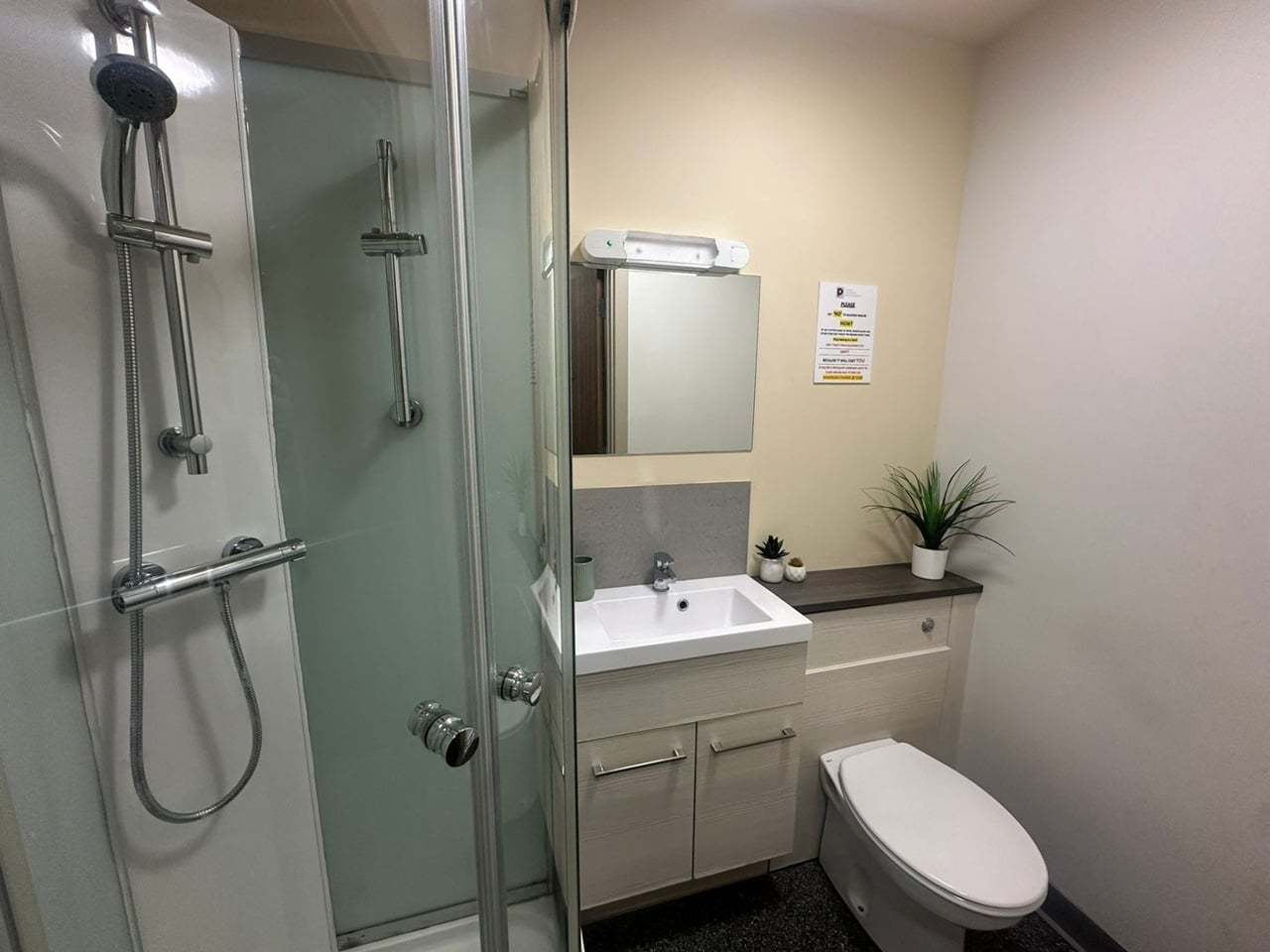 Additional image 6 of Studio Flat, Halley House, NG1, N1 7GU