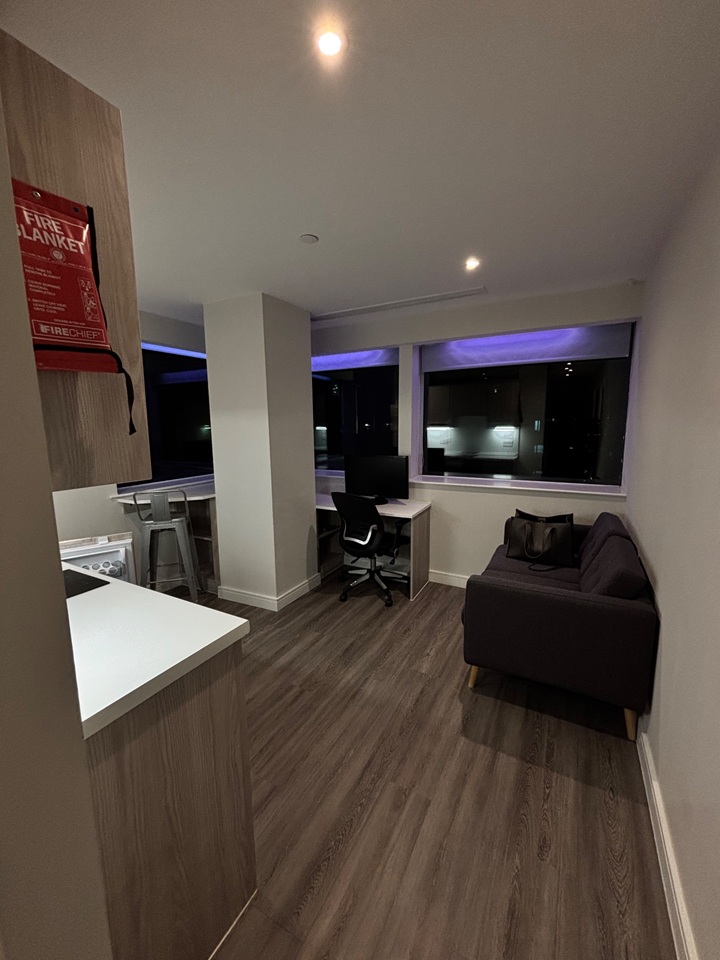 Room in a Shared Flat, Union St Sheffield City Centre, S1, N1 7GU