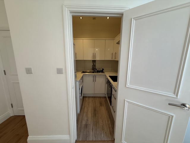 Additional image 6 of 2 Bed Flat, Mazenod Avenue, NW6, N1 7GU