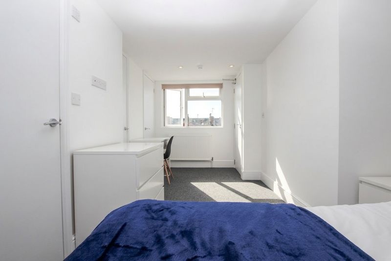 Additional image 2 of Room in a Shared House, Catherine St, RG30, N1 7GU