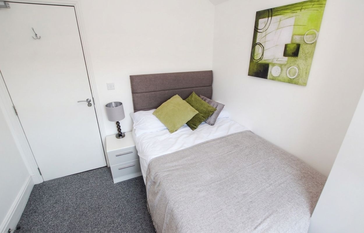 Additional image 3 of Room in a Shared House, Catherine St, RG30, N1 7GU