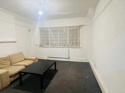 1 Bed Flat, Khalid Court, LU3