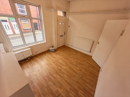 3 Bed Terraced House, Turner St, ST1