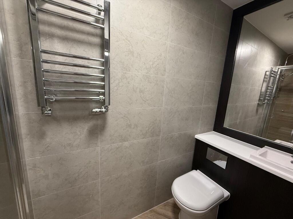 Additional image 4 of Studio Flat, Green Lane, DE1, N1 7GU