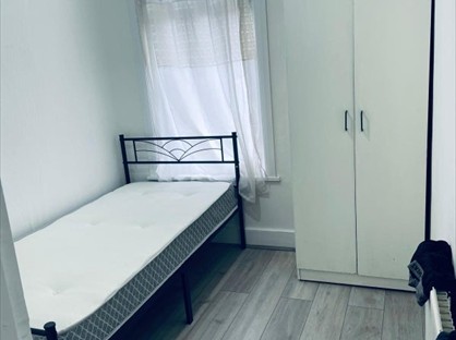 Room in a Shared House, Salisbury Road, IG3
